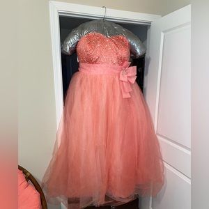 JJ House Prom Dress, sizes 20-26